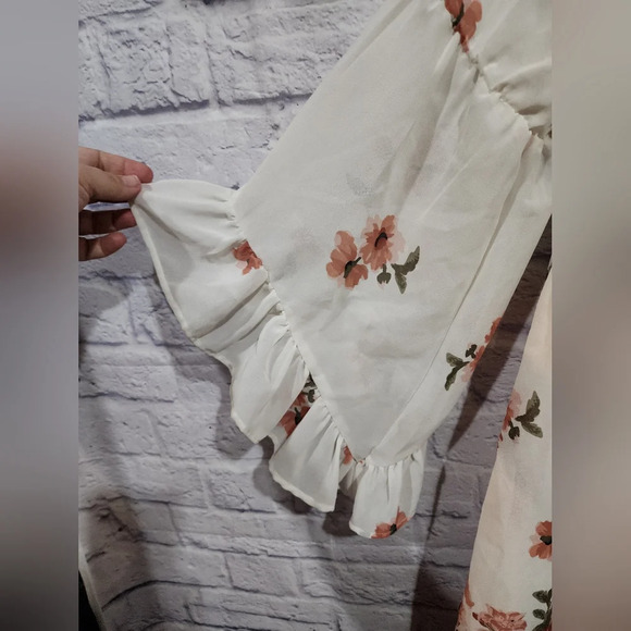 Blush floral flowy white and pink off the shoulder maternity dress Size Medium - Picture 3 of 8